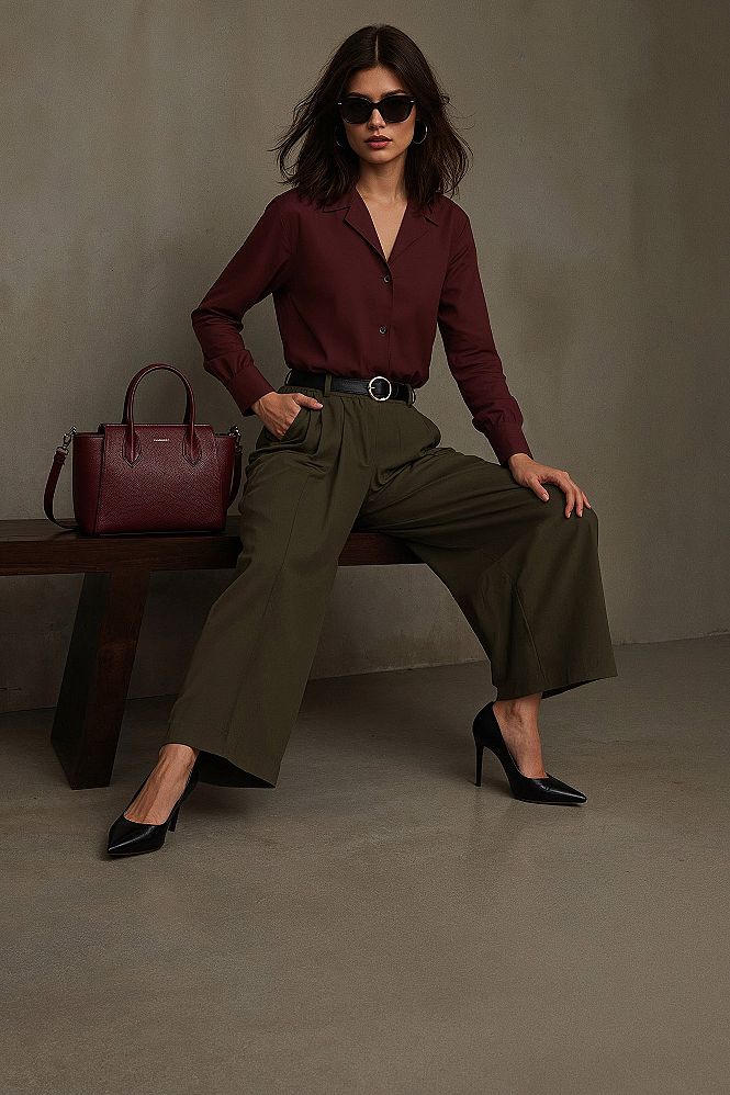 Chic Corporate Outfits: Rich Woman Look in Green Office Wear