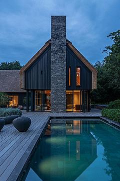 Modern Barn House with Pool: Rustic Elegance & Luxury Decks