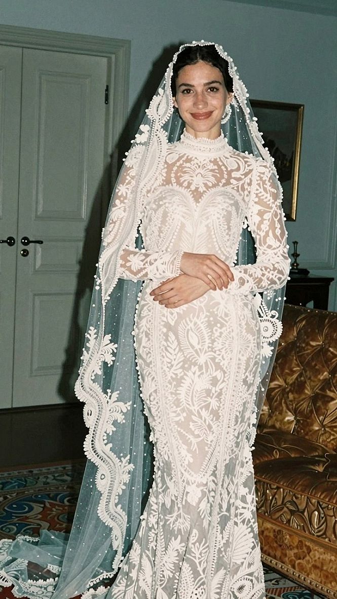 Preserving And Storing Your Lace Veil After The Wedding