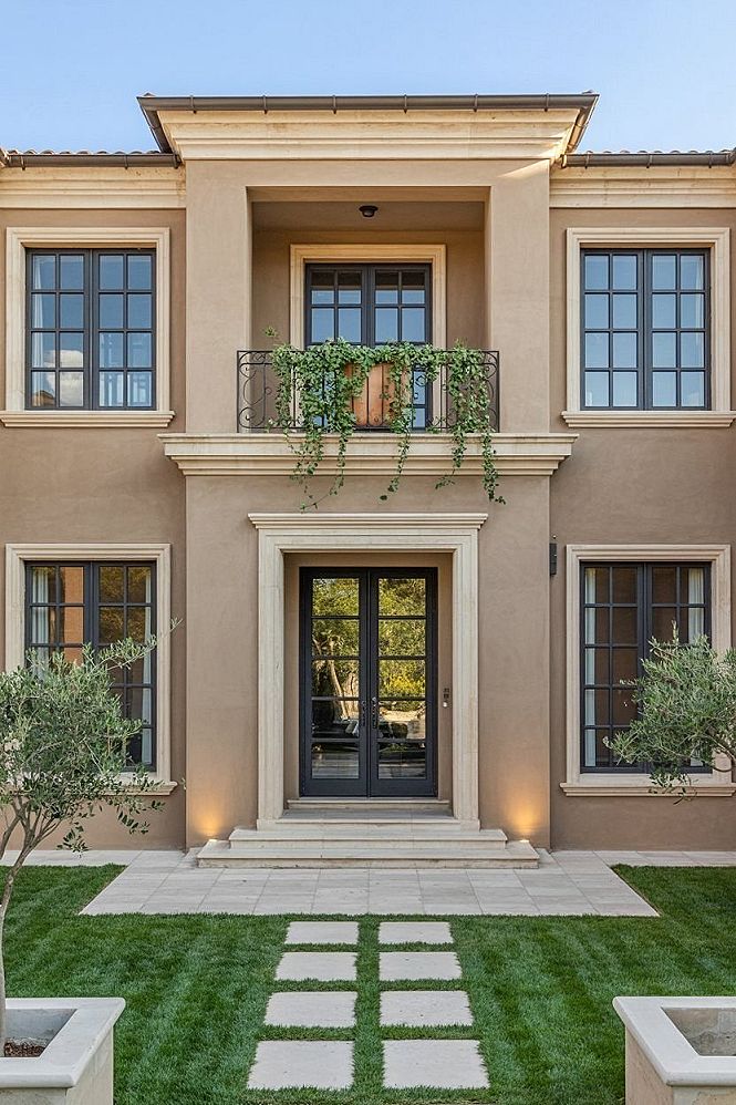 Timeless Modern Mediterranean House Exterior Design Colors