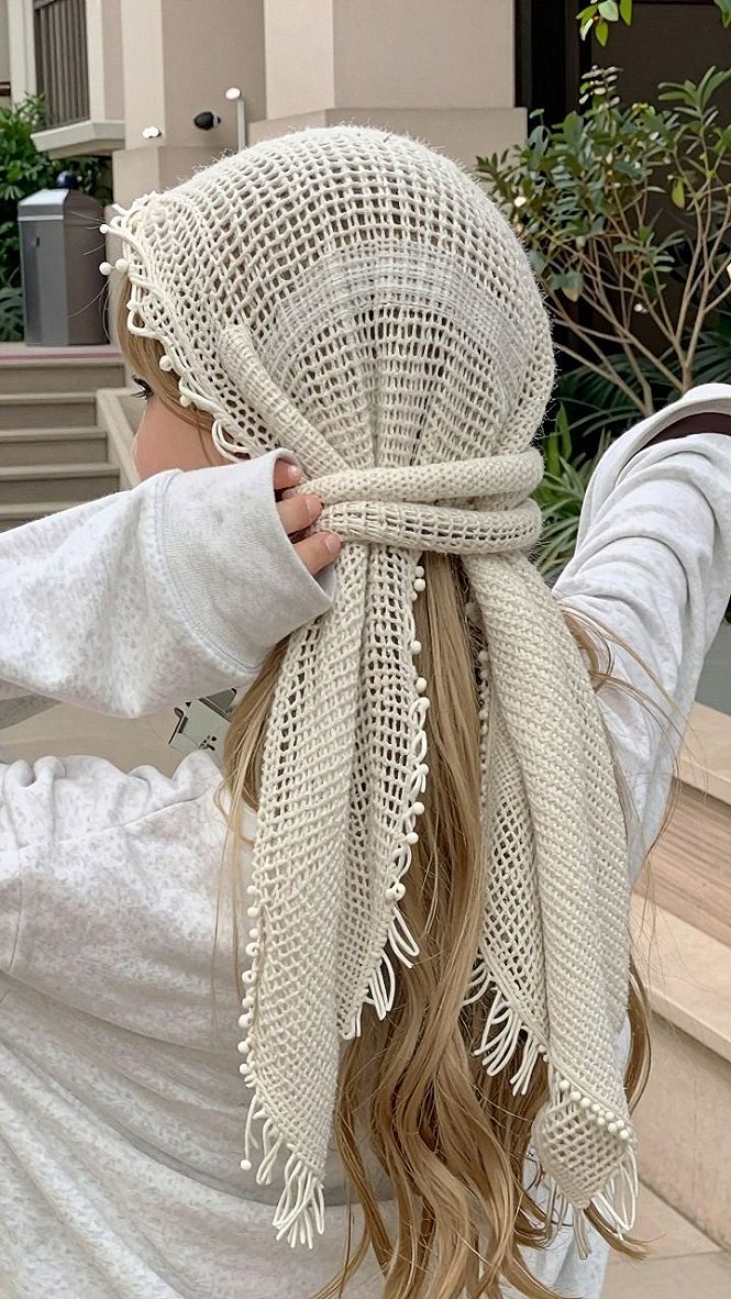 Styling a Knotted Crochet Scarf for Casual Outings