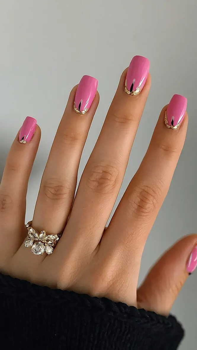 Gold & Green Goddess Nails