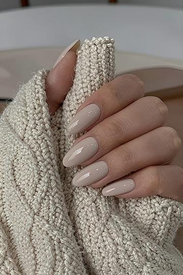 Understanding the Latte Almond Manicure Style