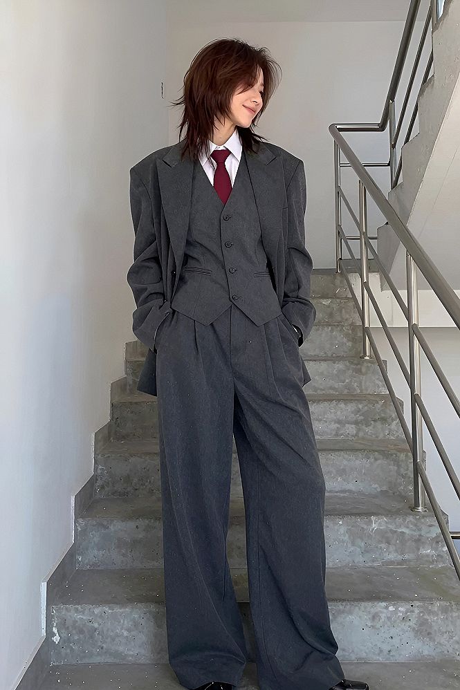 Styling the Three Piece Suit with Oversized Proportions