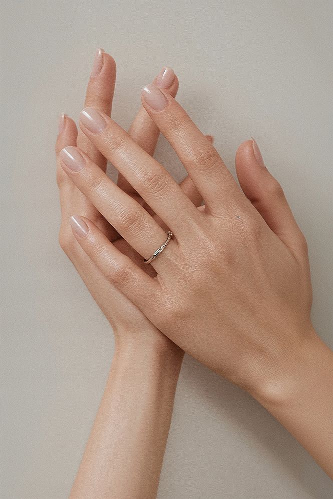Subtle Short Gel Nails for a Perfect Clean Look