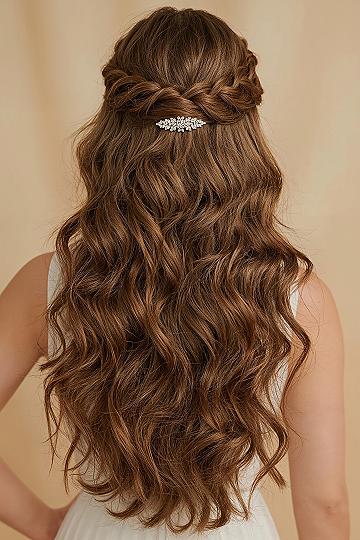 Perfect Prom Hairstyle for Long Layered Hair