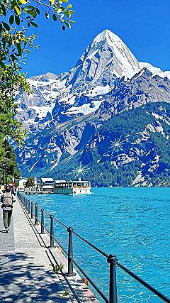 Choosing Mountain Peak and Open Sky Phone Wallpapers