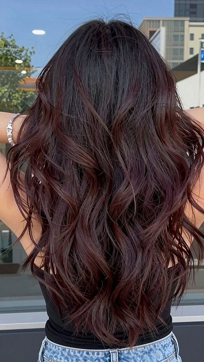 Why Rich Cherry Cola Blends Work for Darker Hair Bases