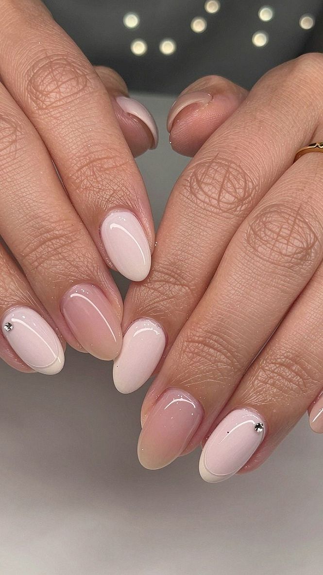 Minimalist Dot Accents on Short Neutral Nails