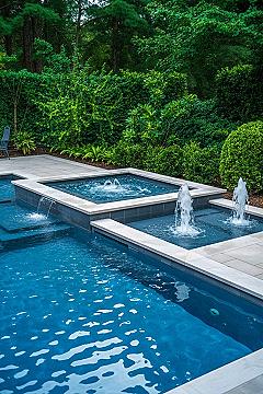 Ultimate Backyard Oasis: How to Integrate a Hot Tub Pool