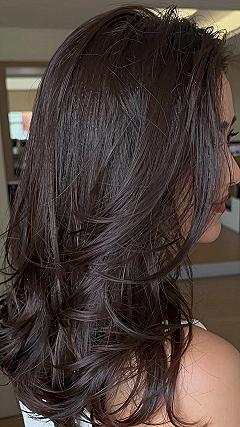 Maintaining Healthy Wine Red Hair with Smart Washing Habits
