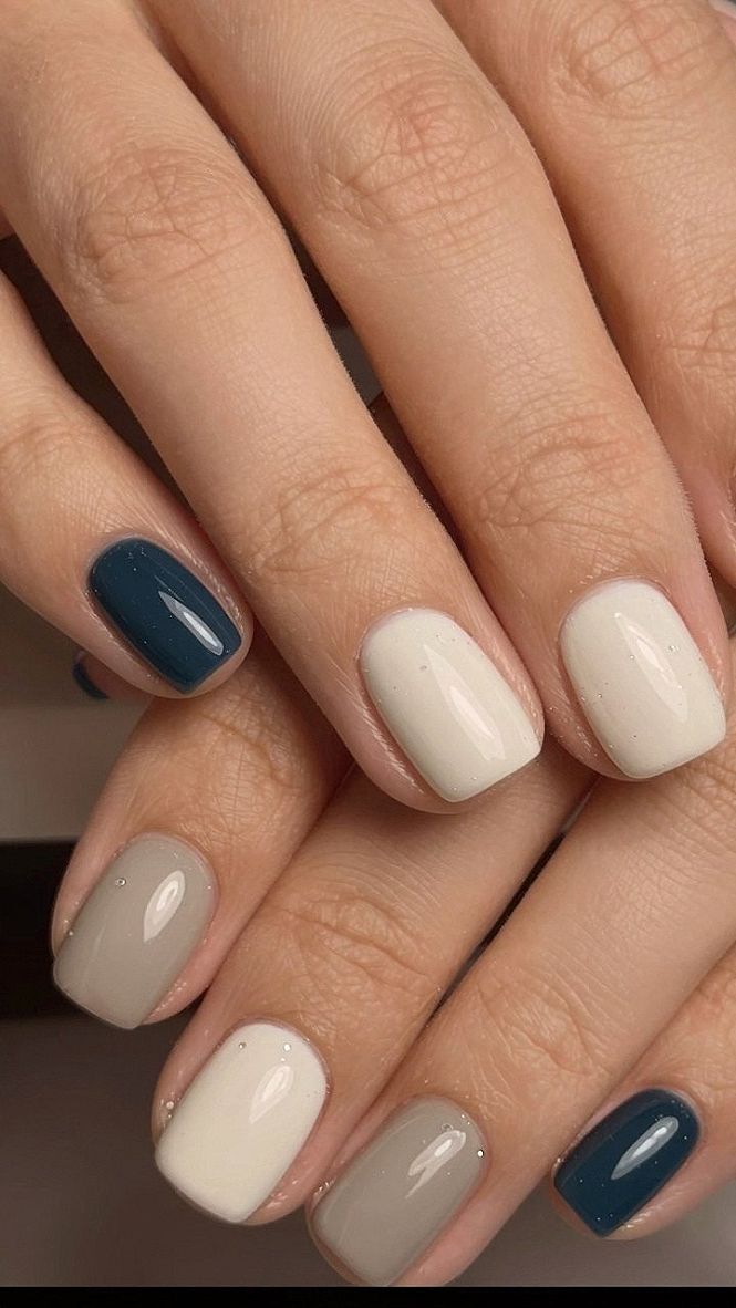 Mixing Blue and Neutral Tones for Fall Polka Dot Nails