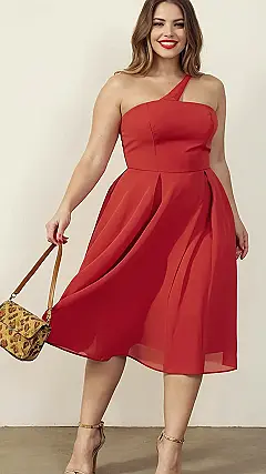 Red Hot: Plus Size Fashion That’s a Total Knockout
