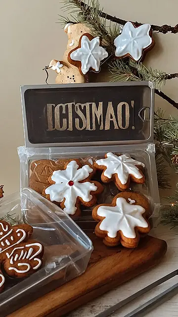 Festive Gingerbread Friends