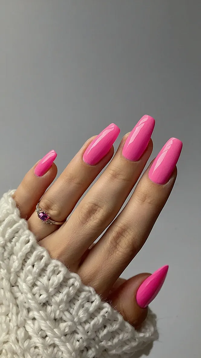 Chic Pink Nails
