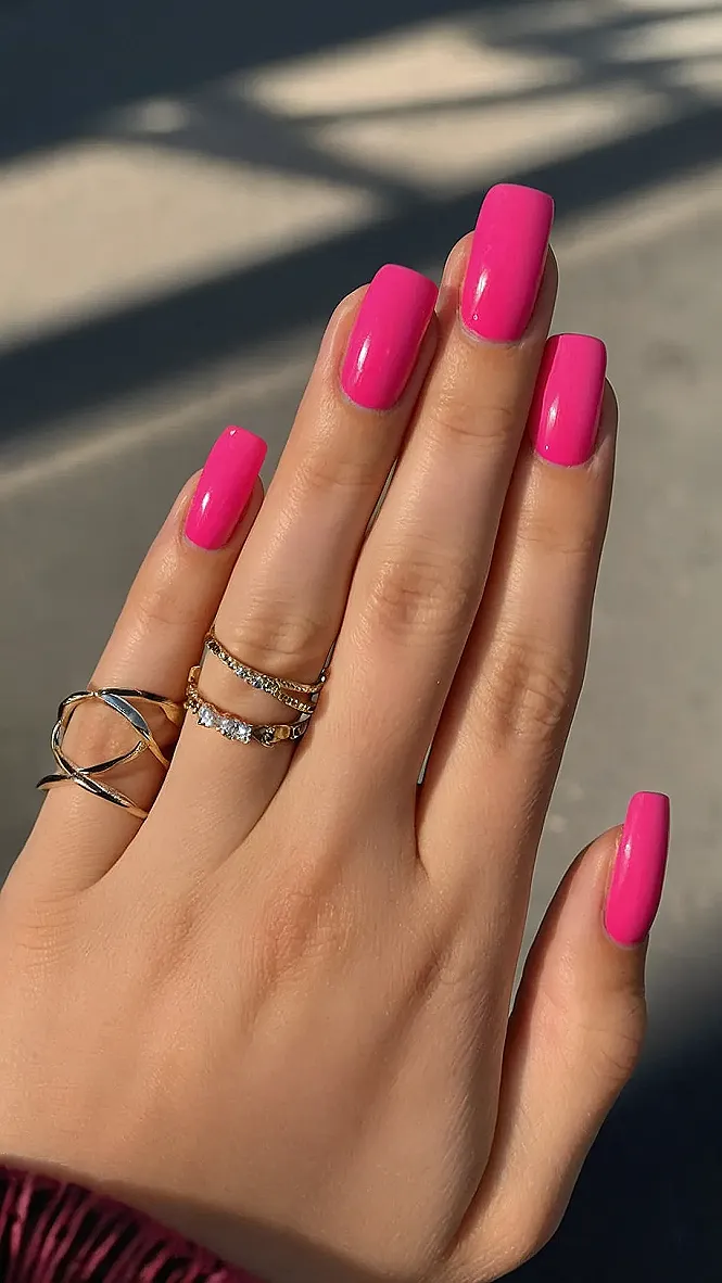 Pink & Sparkling Nails