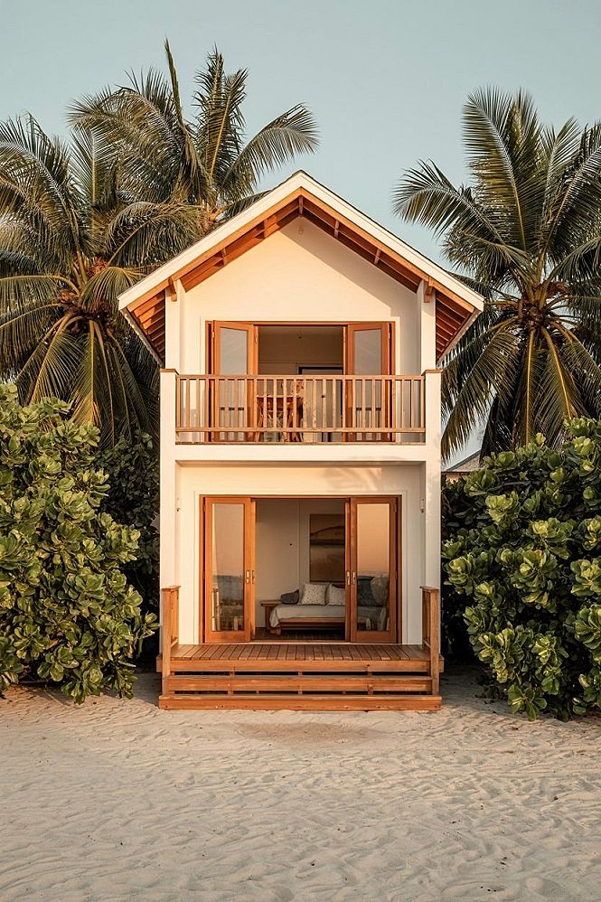 Dream Backyard Nano Home: Coastal Tiny House Bliss