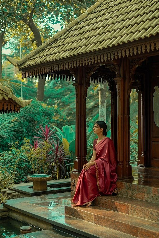 Kerala Style Front Porch: Dreamy Landscape Design for Your House