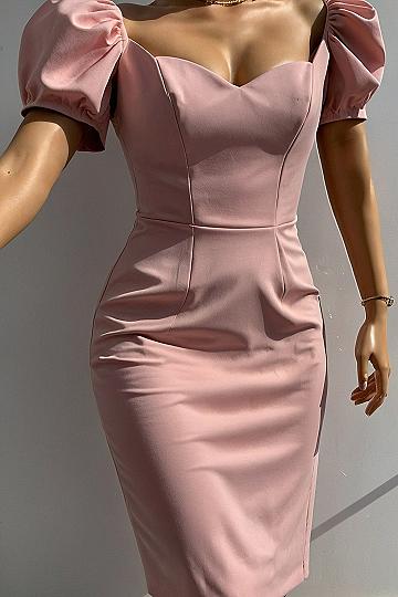 Understanding the Sweetheart Neckline Pink Dress