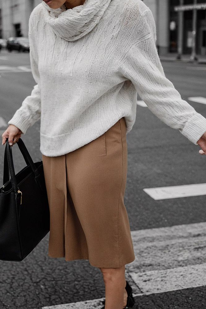 Styling an Oversized Knit Sweater with a Midi Skirt