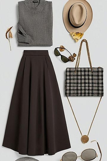 Pairing a Knit Top with a Pleated Skirt for Lunch