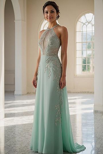 Choosing a Halter Neckline for Formal Evening Gowns
