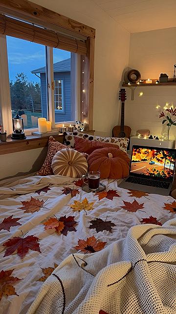 Adding Seasonal Fall Accents to Your Bedding