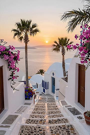 Finding the Best Sunset Views in Santorini