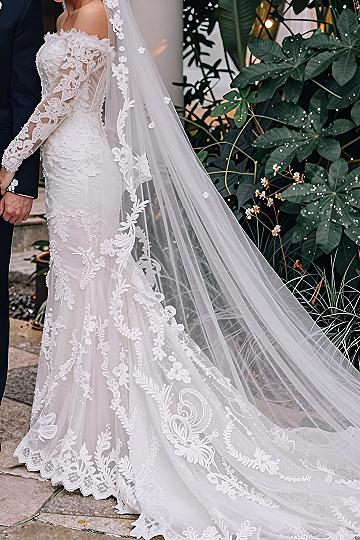 Choosing an Off the Shoulder Long Sleeve Lace Wedding Dress