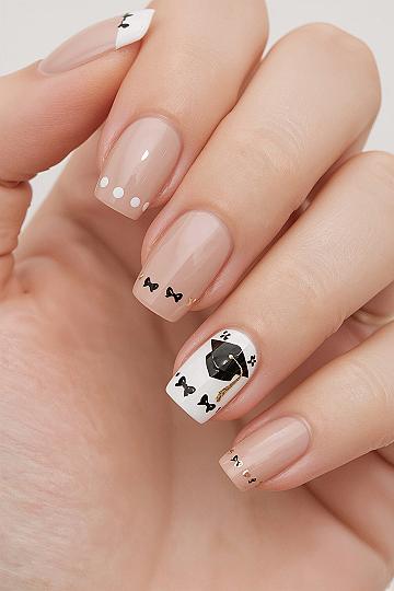 Cute Graduation Nail Art for Your Special Day
