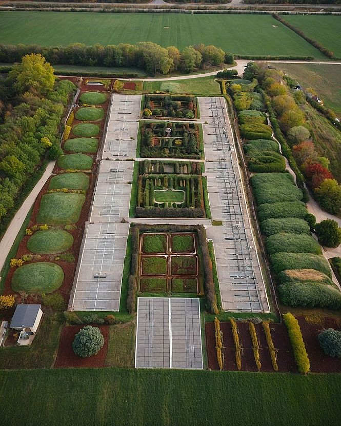 Designing Structured Zones in a Large Backyard Garden
