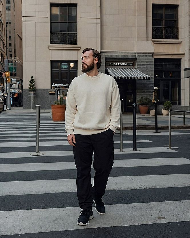 Minimalist Crewneck Sweaters For Cold Months