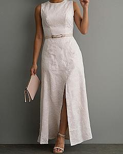 Choosing A Structured White Maxi Dress For The Race Track