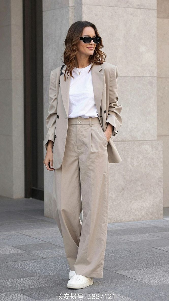 Pairing Tailored Trousers with Relaxed Sneakers