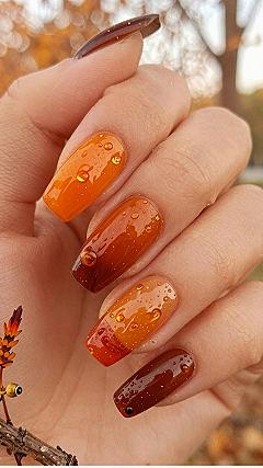 Rich Amber and Caramel Gradient Fall Nails