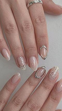 Adding Metallic Accents to Autumn Gel Pedicures