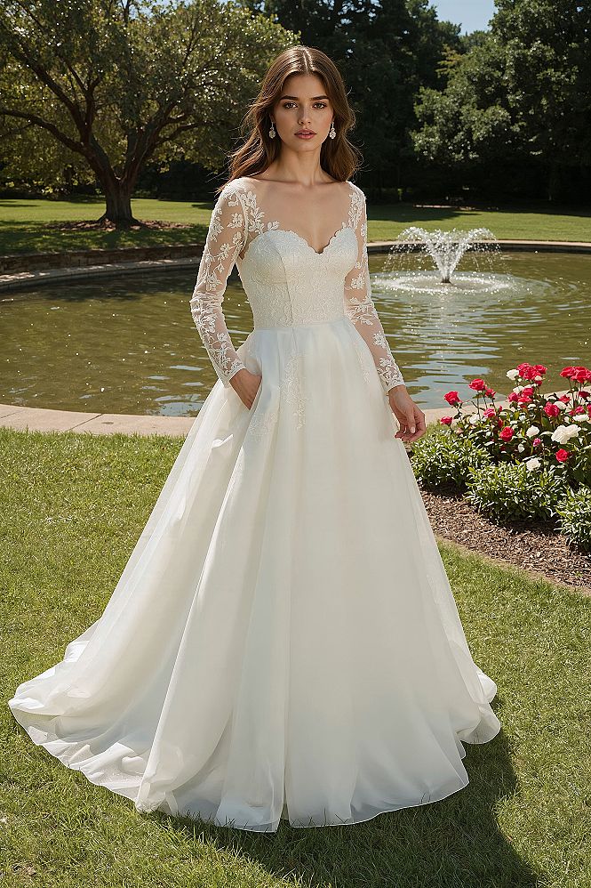 Lace Applique A-Line Wedding Dresses for Romantic Garden Ceremonies