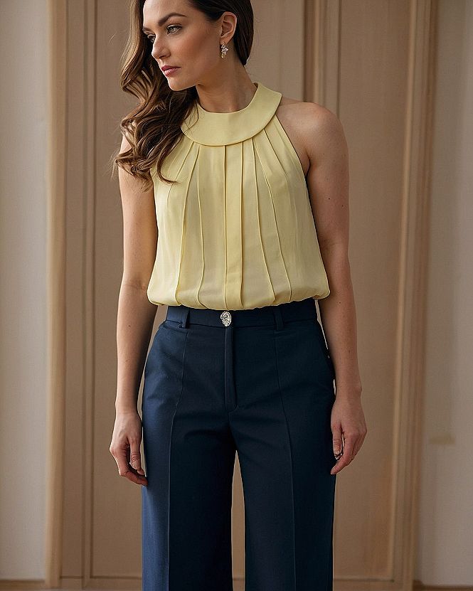 Choosing Sleeveless Knit Tops For Winter Layering