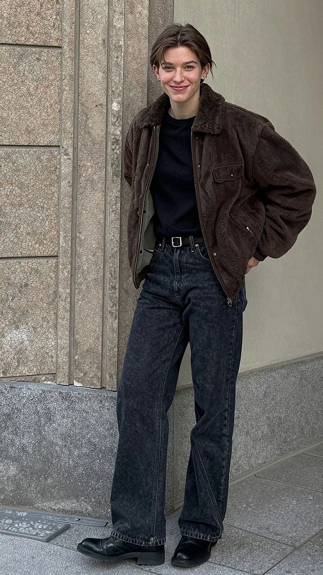 Selecting a Shearling Collar Jacket for Autumn Outfits