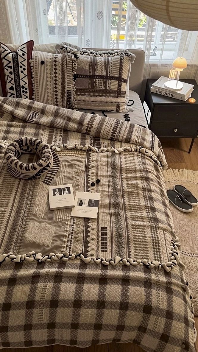 Choosing Neutral Halloween Bedding and October Textures