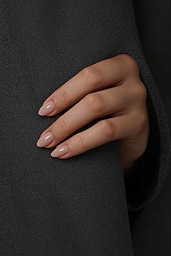 Short Almond Nails: Natural & Elegant Look for Everyday Chic