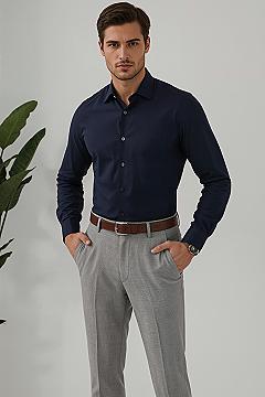 Modern Navy Blue Mens Outfit: Leading Business Fashion Trends