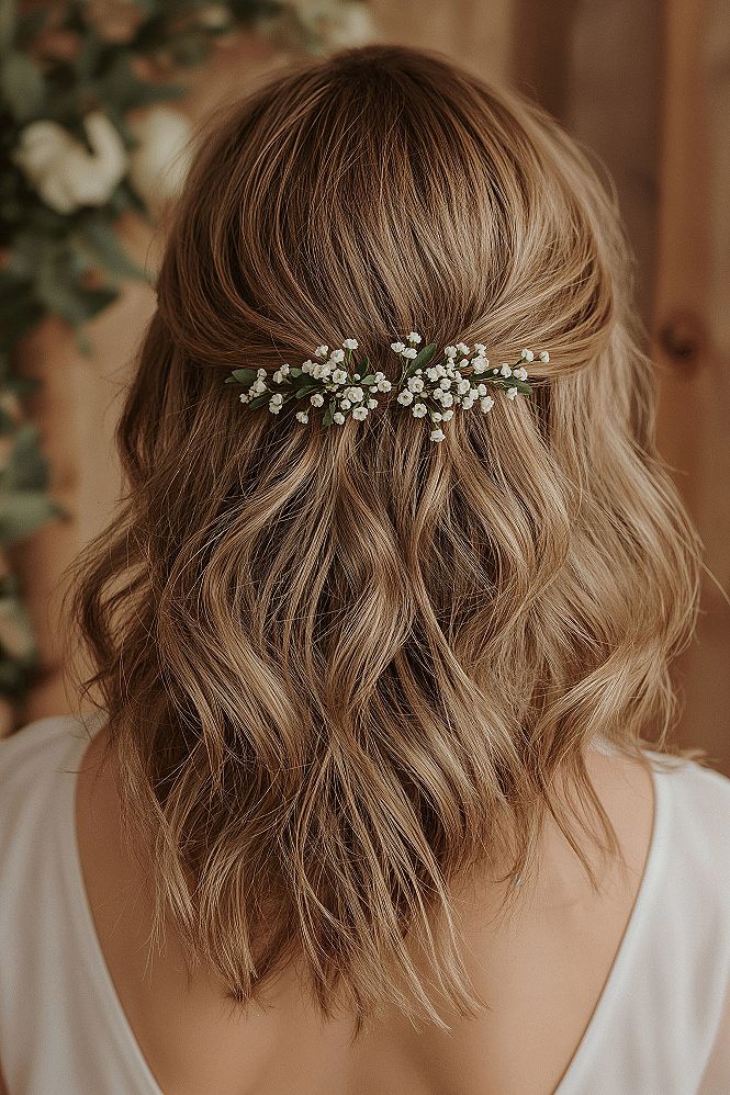 Organic Wedding Hairstyles with Greenery: Fresh Bridal Hair Inspiration