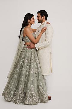 Elegant Engagement Lehengas: Modern Indian Wedding Outfits