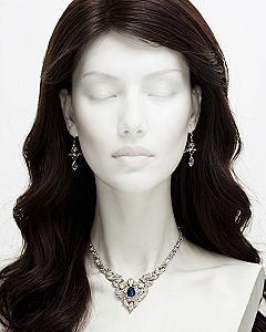 Loose Dark Waves And Side Parting For Busy Mornings