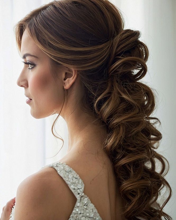 Maintaining Half Up Half Down Wavy Curls