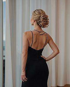 Creating a Polished Voluminous Ponytail Hairstyle