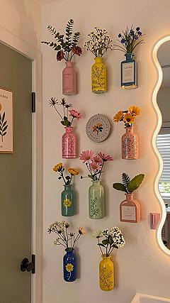 Hanging Wall Vases and Dried Floral Arrangements