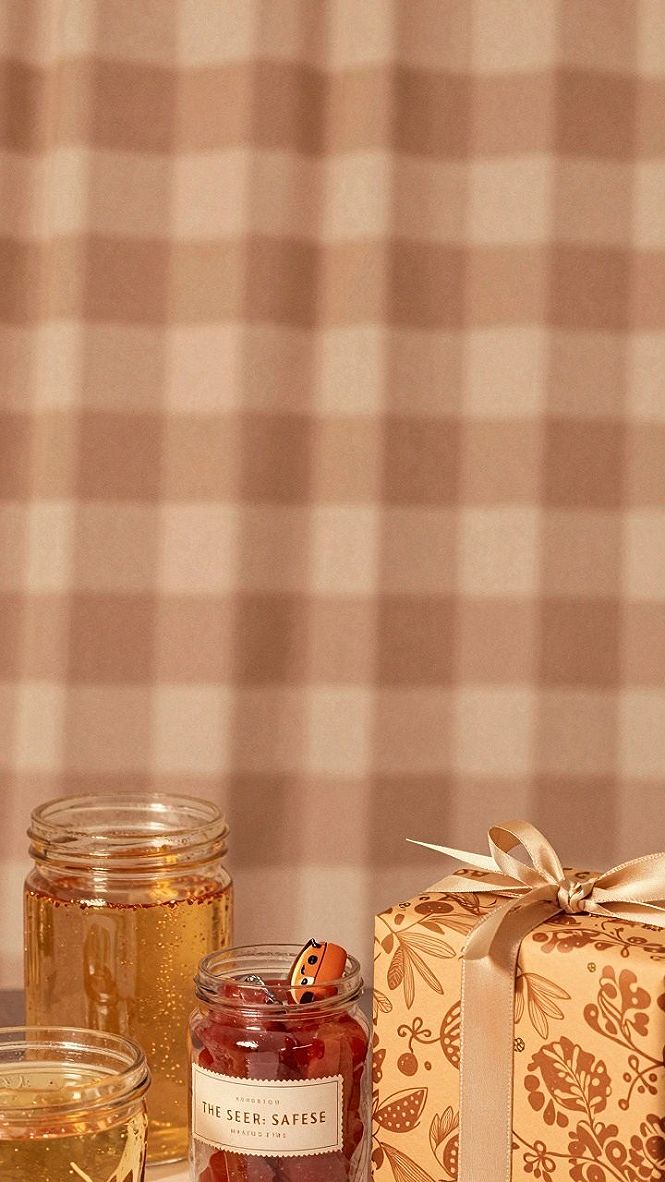 Keeping Seasonal Glassware and Candle Jars Clean All Month