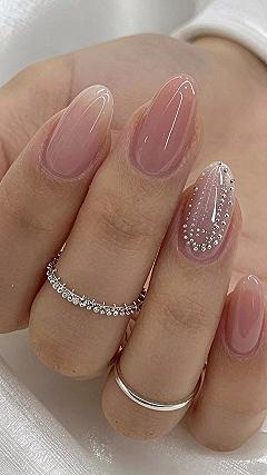 Applying Tiny Beads and Pearls on Autumn Almond Nails